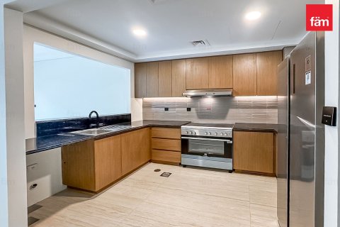 Rumah bandar di Dubai, UAE 4 bilik tidur, 144 meter persegi № 716080 - foto 17