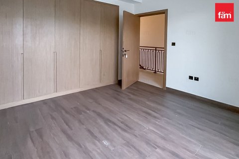 Rumah bandar di Dubai, UAE 4 bilik tidur, 144 meter persegi № 716080 - foto 4