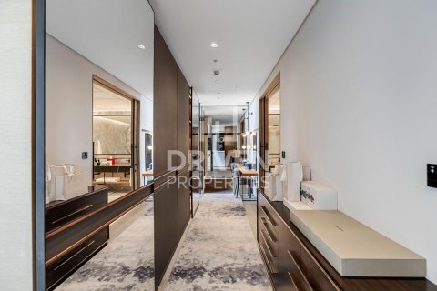 Apartment in Zabeel, Dubai, UAE 1 bedroom, 140 sq.m. № 602324 - photo 4
