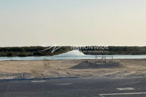Land in Abu Dhabi, UAE 1002 sq.m. № 647144 - photo 4