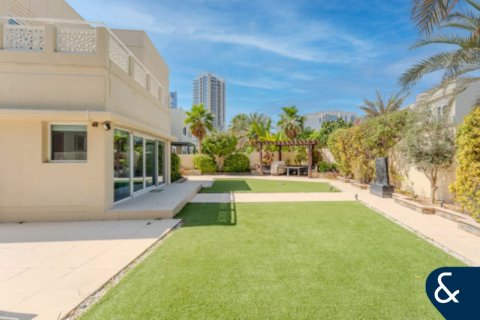 Meadows, Dubai, UAE의 판매용 빌라 침실 4개, 381제곱미터 번호 667614 - 사진 24