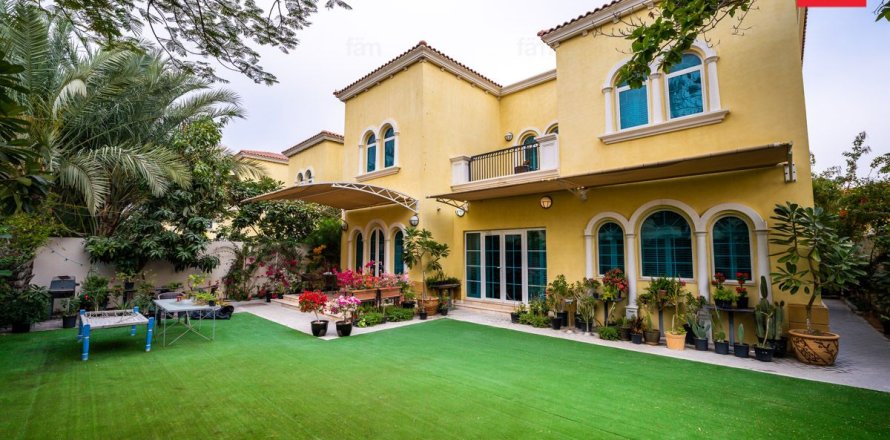 Huvila Jumeirah Park, Dubai, Arabiemiraatit 3 makuuhuonetta, 520.4 m2 № 701302