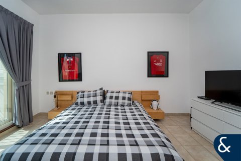 Villa till försäljning i Dubai Sports City, Dubai, UAE 5 sovrum, 446 kvm Nr. 670813 - fotografi 15