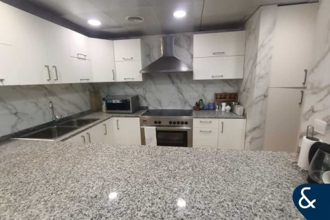 Apartament në Greens, Dubai, Emiratet e Bashkuara Arabe 2 dhoma gjumi, 131 m2. № 670809 - Foto 5