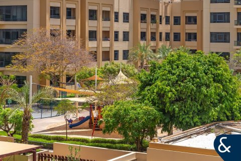 Apartament në Greens, Dubai, Emiratet e Bashkuara Arabe 2 dhoma gjumi, 131 m2. № 670809 - Foto 9