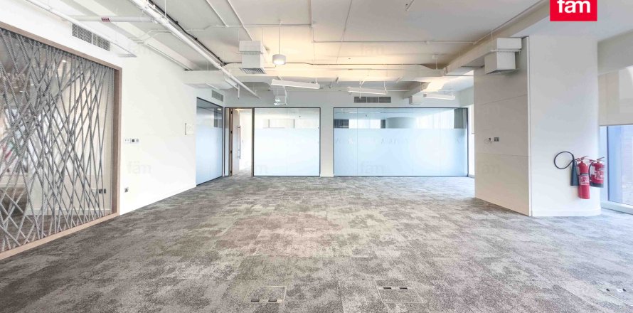 Kantoor in Business Bay, Dubai, VAE 928.1 vr.m. nr 691384