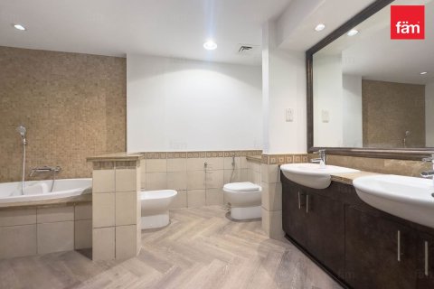 Apartamento para arrendamento em Palm Jumeirah, Dubai, EAU 2 quartos, 194.7 m2 № 691380 - foto 23