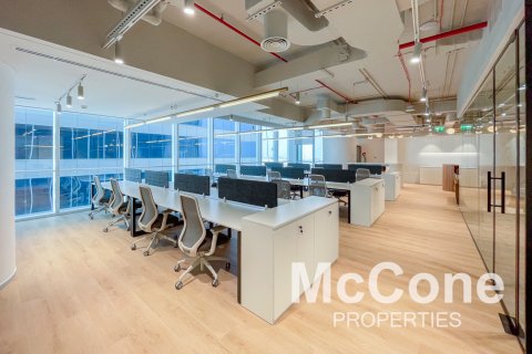 Kancelář v Sheikh Zayed Road, Dubai, SAE 176.98 m² Č.: 586941 - fotografie 4