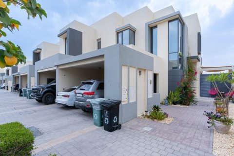 Villa in affitto a Dubai Hills Estate, Dubai, EAU 4 camere da letto, 270 mq. № 694675 - foto 9
