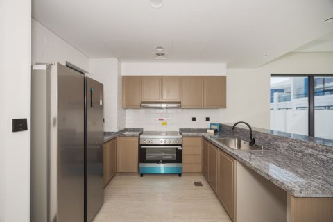 Зняти в оренду таунхаус в Damac Lagoons, Дубай, ОАЕ 4 спальні, 144м2, № 694678 - фото 10