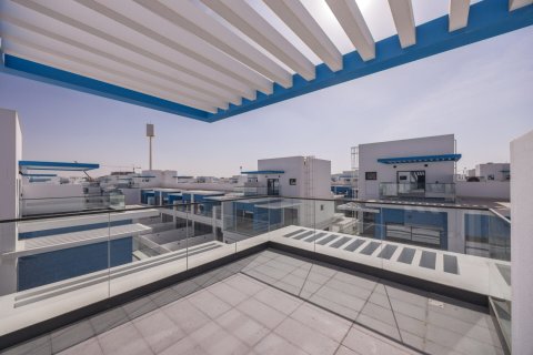 Зняти в оренду таунхаус в Damac Lagoons, Дубай, ОАЕ 4 спальні, 144м2, № 694678 - фото 15