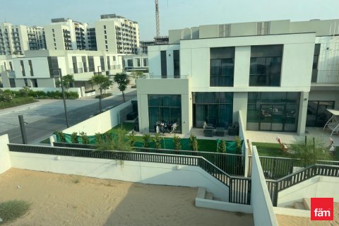 Adosado en venta en Al Furjan, Dubai, EAU 4 dormitorios, 384.9 m2 № 645811 - foto 1