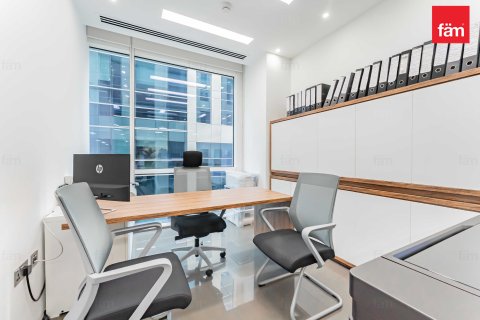 Office til salg i Business Bay, Dubai, UAE 181.7 kvm № 645809 - foto 22