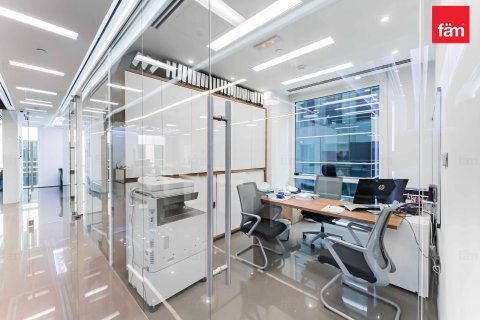 Office til salg i Business Bay, Dubai, UAE 181.7 kvm № 645809 - foto 10