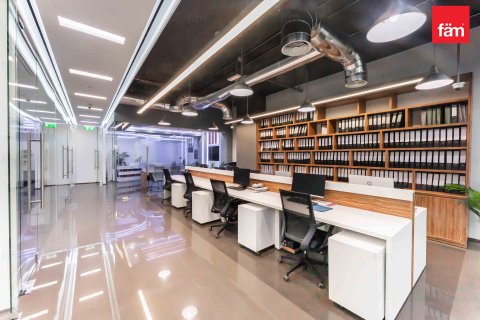 Office til salg i Business Bay, Dubai, UAE 181.7 kvm № 645809 - foto 11