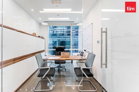 Office til salg i Business Bay, Dubai, UAE 181.7 kvm № 645809 - foto 19