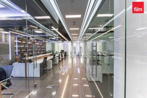 Office til salg i Business Bay, Dubai, UAE 181.7 kvm № 645809 - foto 7