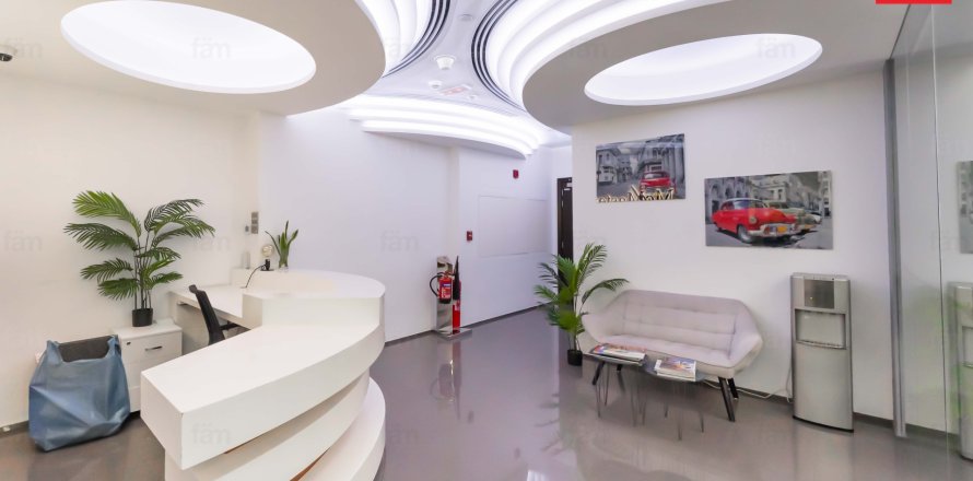 Zyrë në Business Bay, Dubai, Emiratet e Bashkuara Arabe 181.7 m2. № 645809