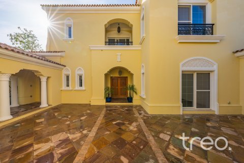 Villa till försäljning i Arabian Ranches, Dubai, UAE 5 sovrum, 664.44 kvm Nr. 733024 - fotografi 7