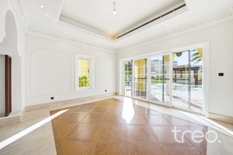 Villa till försäljning i Arabian Ranches, Dubai, UAE 5 sovrum, 664.44 kvm Nr. 733024 - fotografi 20