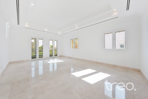 Müüa villa asukohaga Meadows, Dubai, AÜE: 4 magamistoaga, 440.55 m² Nr 733022 - pilt 5