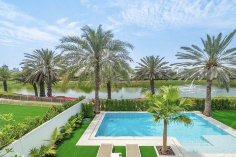 ویلا برای فروش در  Meadows، Dubai، امارات متحده عربی  4 خوابه ، 440.55 متر مربع ، شماره 733022 - تصویر 2
