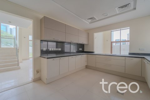 Villa in Meydan, Dubai, UAE 6 bedrooms, 692.13 sq.m. № 733025 - photo 26