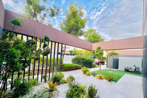 Vila v Tilal City, Sharjah, SAE 5 ložnice, 678.56 m² Č.: 764278 - fotografie 7