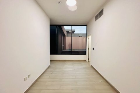Vila v Tilal City, Sharjah, SAE 5 ložnice, 678.56 m² Č.: 764278 - fotografie 19