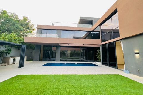 Vila v Tilal City, Sharjah, SAE 5 ložnice, 678.56 m² Č.: 764278 - fotografie 2