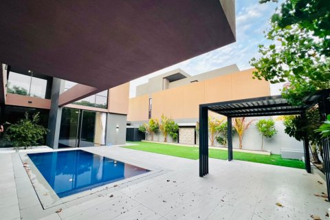 Vila v Tilal City, Sharjah, SAE 5 ložnice, 678.56 m² Č.: 764278 - fotografie 3
