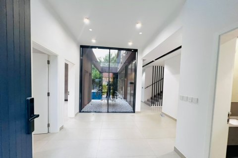 Vila v Tilal City, Sharjah, SAE 5 ložnice, 678.56 m² Č.: 764278 - fotografie 10