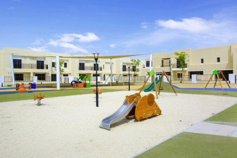 Villetta a schiera in affitto a Town Square, Dubai, EAU 3 camere da letto, 196 mq. № 707923 - foto 4