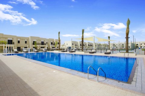 Rekkehus til leie i Town Square, Dubai, Emiratene 3 soverom, 196 kvm Nr. 707923 - Foto 1