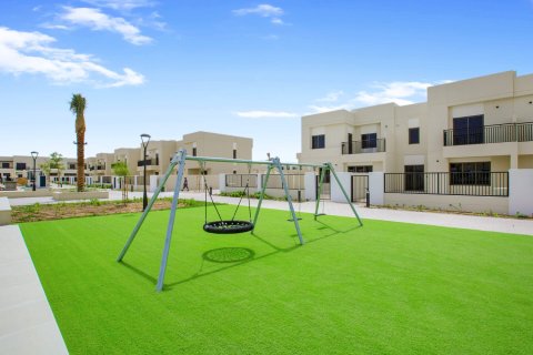 Villetta a schiera in affitto a Town Square, Dubai, EAU 3 camere da letto, 196 mq. № 707923 - foto 3