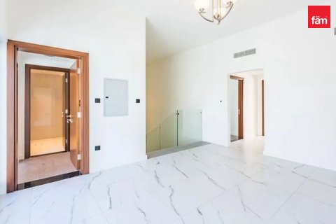 Řadový dům v Dubai, SAE 4 ložnice, 288.3 m² Č.: 610446 - fotografie 3