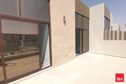 Řadový dům v Dubai, SAE 4 ložnice, 288.3 m² Č.: 610446 - fotografie 15