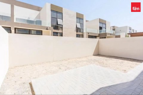 Řadový dům v Dubai, SAE 4 ložnice, 288.3 m² Č.: 610446 - fotografie 2