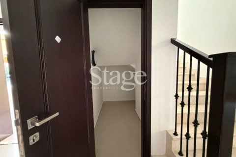 Villa till försäljning i Serena, Dubai, UAE 2 sovrum, 178 kvm Nr. 737516 - fotografi 12