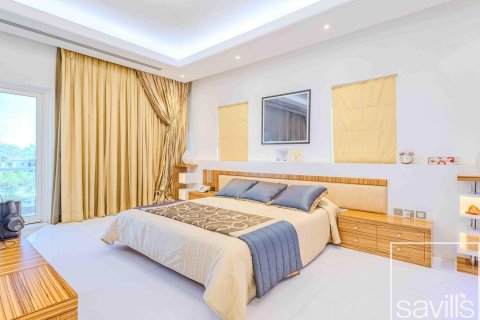Villa itt: Emirates Hills, Dubai, EAE, 7 hálószoba, 1692.69 m², azonosító: 747176 - fénykép 11