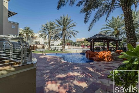 Villa itt: Emirates Hills, Dubai, EAE, 7 hálószoba, 1692.69 m², azonosító: 747176 - fénykép 24