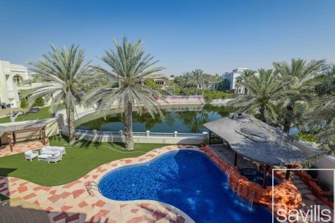 Villa itt: Emirates Hills, Dubai, EAE, 7 hálószoba, 1692.69 m², azonosító: 747176 - fénykép 22
