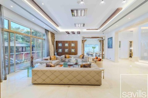 Villa itt: Emirates Hills, Dubai, EAE, 7 hálószoba, 1692.69 m², azonosító: 747176 - fénykép 4