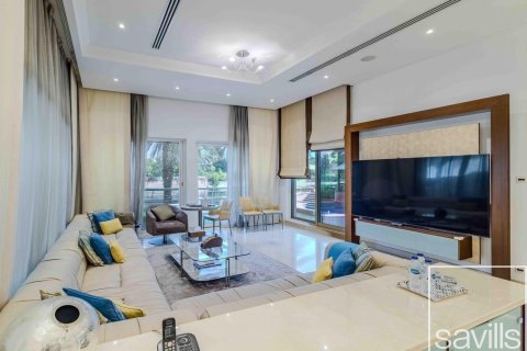Villa itt: Emirates Hills, Dubai, EAE, 7 hálószoba, 1692.69 m², azonosító: 747176 - fénykép 13