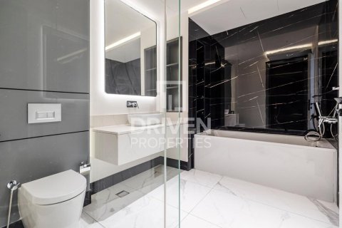 Apartment in Business Bay, Dubai, UAE 2 bedrooms, 226 sq.m. № 601840 - photo 17