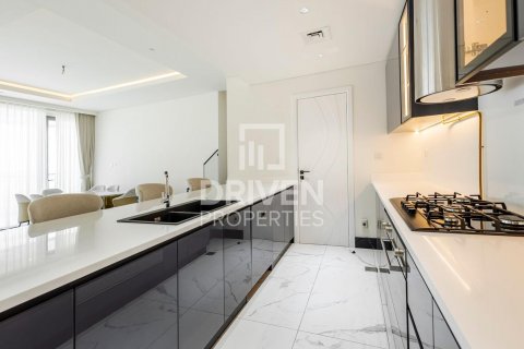 Apartment in Business Bay, Dubai, UAE 2 bedrooms, 226 sq.m. № 601840 - photo 26