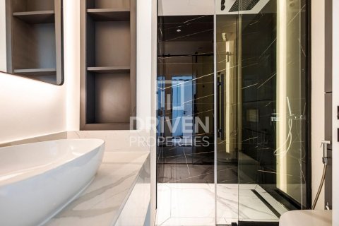 Apartment in Business Bay, Dubai, UAE 2 bedrooms, 226 sq.m. № 601840 - photo 24