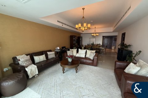 Apartmán v EMIRATES CROWN v Dubai Marina, SAE 3 spálne, 361 m2 č. 667088 - Fotografia 3