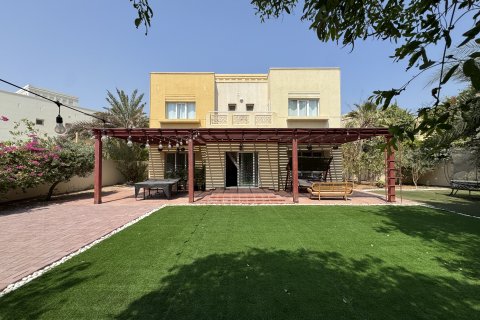 Villa Meadows, Dubaijā, AAE 5 istabas, 788.94 m2 Nr. 759881
