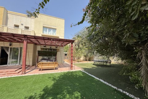 ویلا برای اجاره در Meadows، Dubai، امارات متحده عربی 5 خوابه ، 788.94 متر مربع ، شماره 759881 - تصویر 16